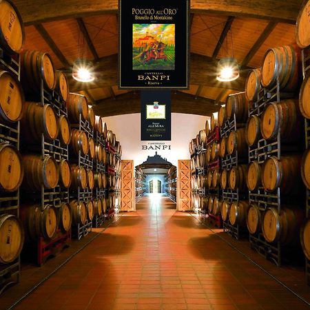 Castello Banfi - Il Borgo - Relais Et Chateaux Poggio alle Mura Exteriör bild