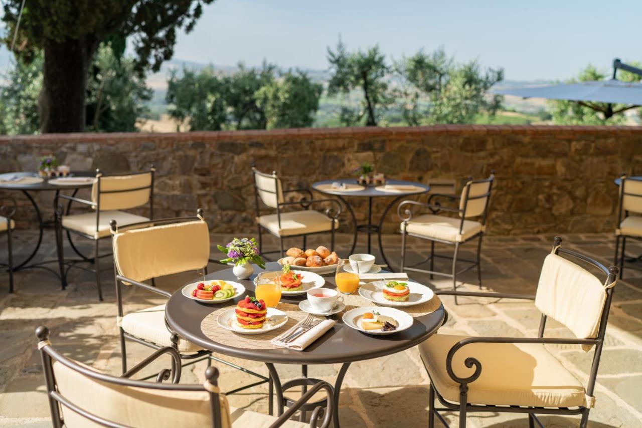 Castello Banfi - Il Borgo - Relais Et Chateaux Poggio alle Mura Exteriör bild