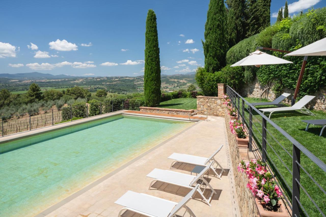 Castello Banfi - Il Borgo - Relais Et Chateaux Poggio alle Mura Exteriör bild
