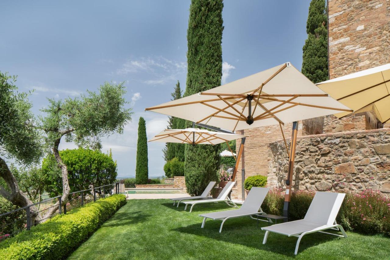 Castello Banfi - Il Borgo - Relais Et Chateaux Poggio alle Mura Exteriör bild