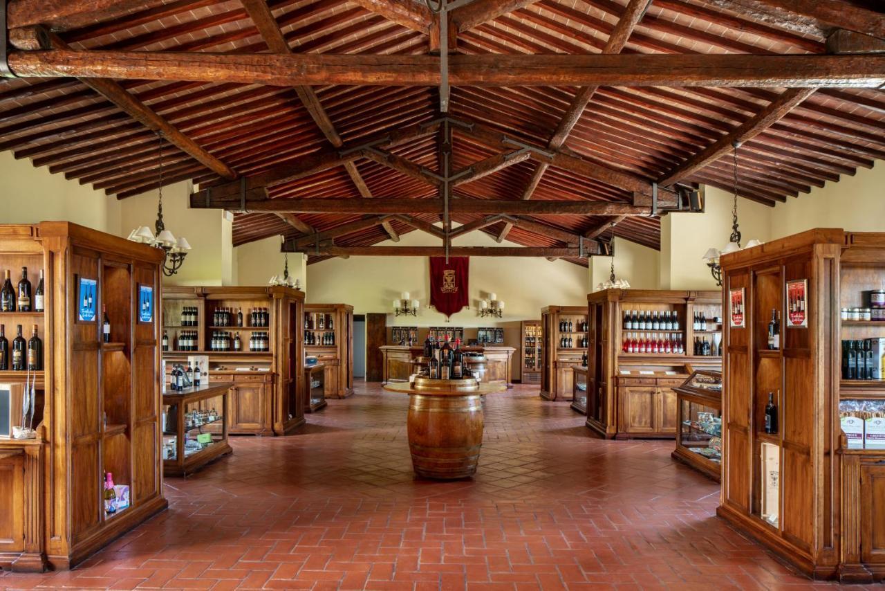 Castello Banfi - Il Borgo - Relais Et Chateaux Poggio alle Mura Exteriör bild
