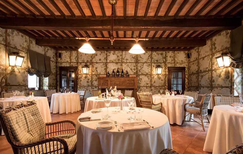 Castello Banfi - Il Borgo - Relais Et Chateaux Poggio alle Mura Exteriör bild