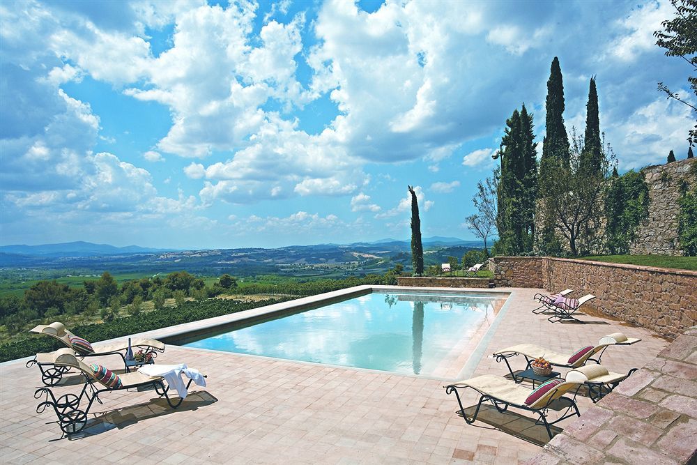 Castello Banfi - Il Borgo - Relais Et Chateaux Poggio alle Mura Exteriör bild