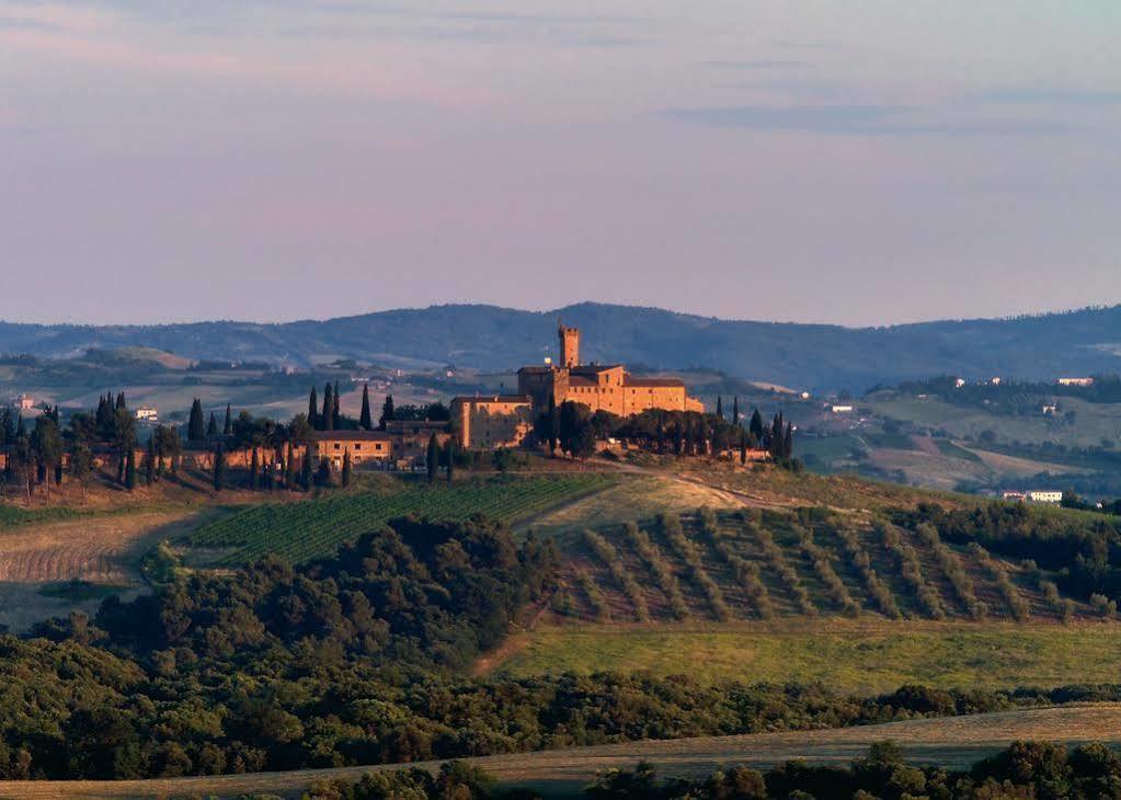 Castello Banfi - Il Borgo - Relais Et Chateaux Poggio alle Mura Exteriör bild